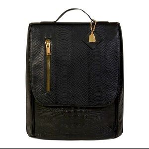 Totencarry Bookbag, water-resistant, anti-scratch leather, eco-friendly